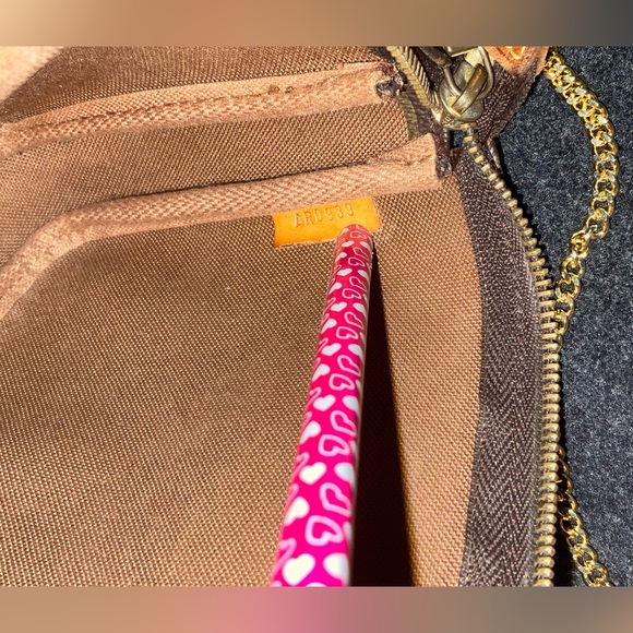 LV✅POCHETTE ACCESORIES AUTHENTIC LOUIS VUITTON - Picture 7 of 11